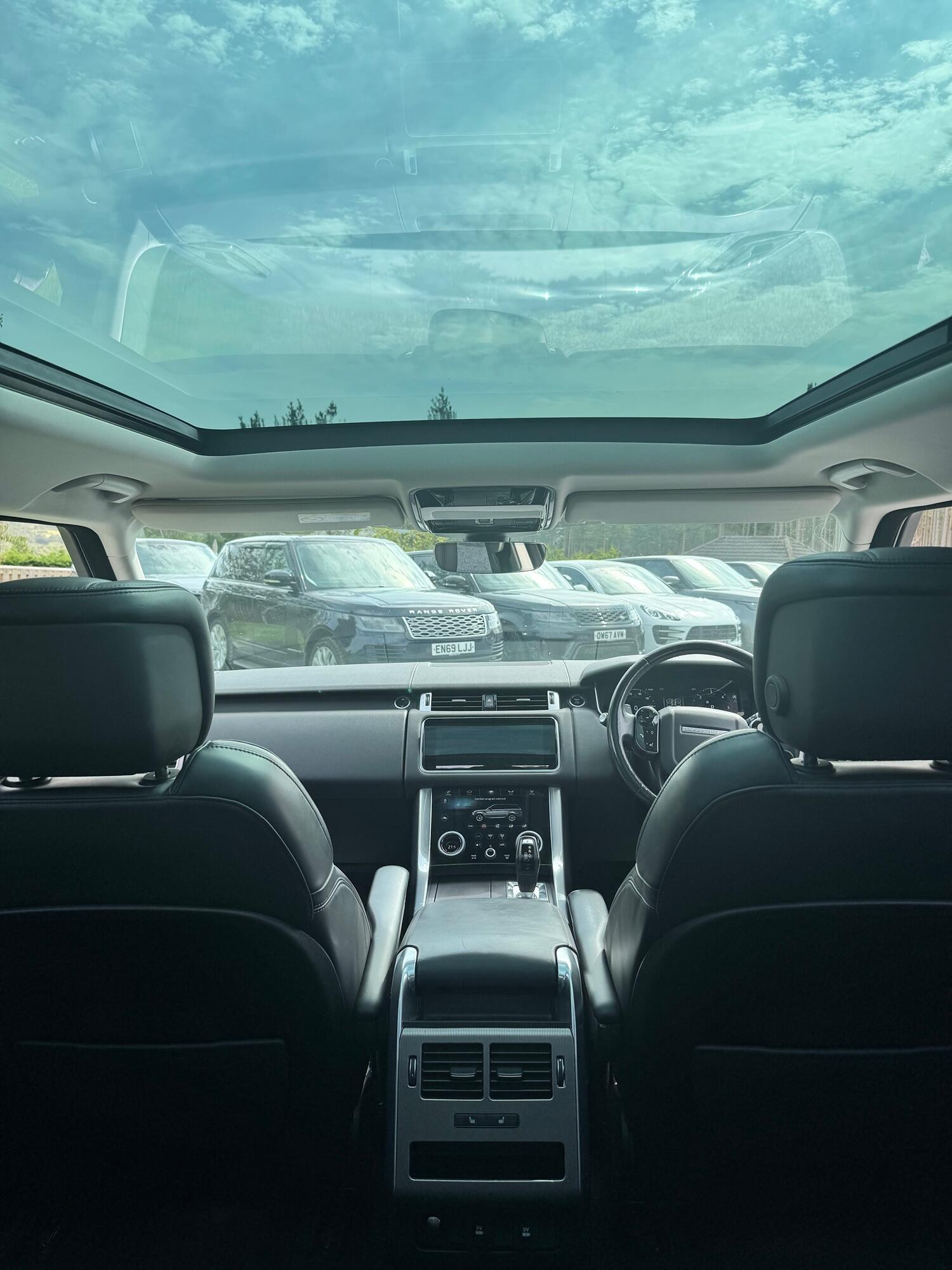 Used Land Rover Range Rover Sport 2018 for sale - 76058023: Photo 19