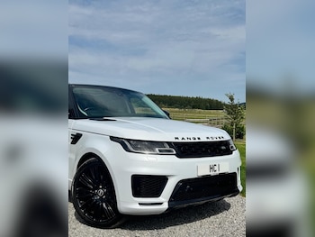 Used Land Rover Range Rover Sport 2018 for sale - 76058023: Photo 2