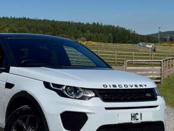 Used Land Rover Discovery Sport 2019 for sale - 74608381: Photo