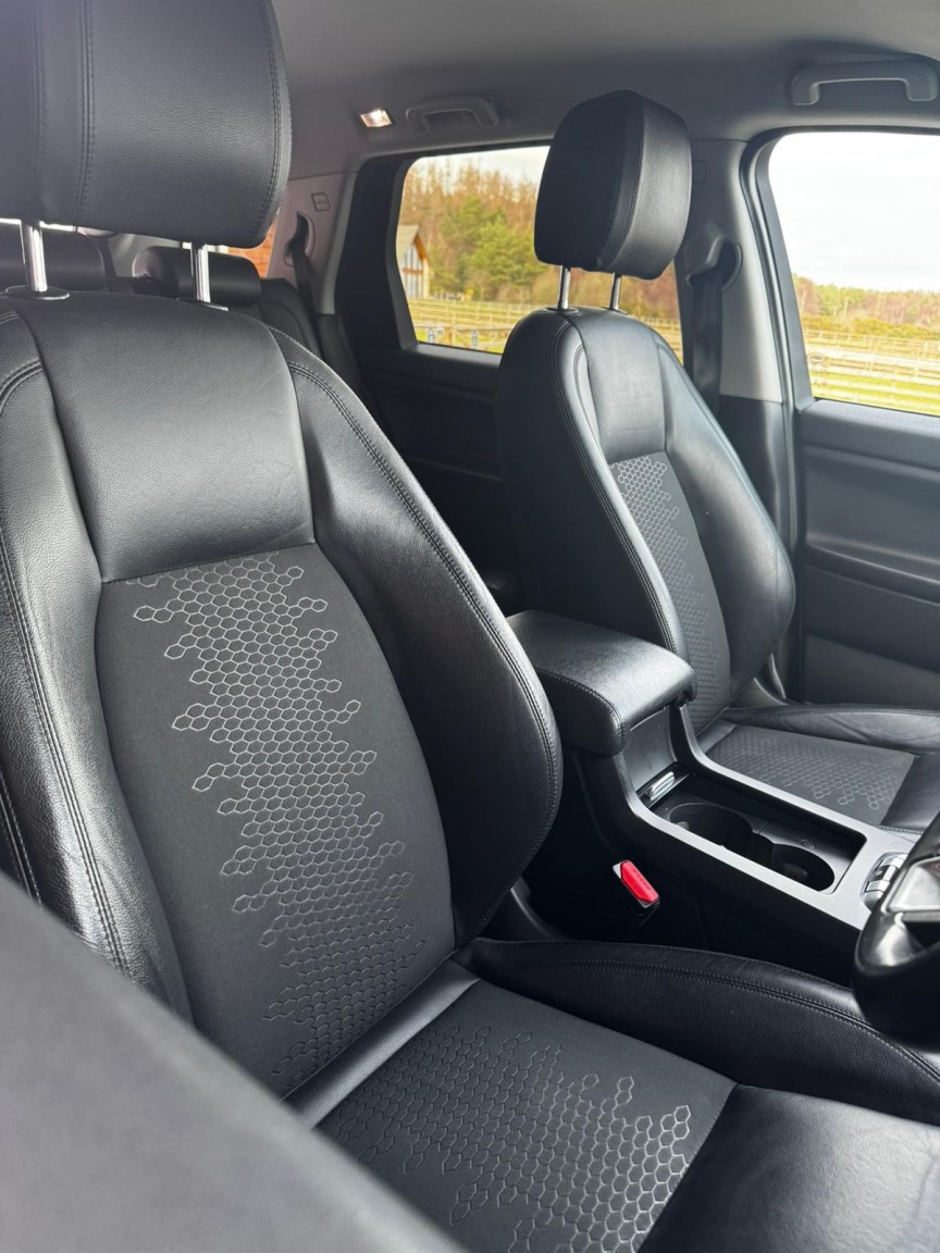 Used Land Rover Discovery Sport 2017 for sale - 77522081: Photo 8