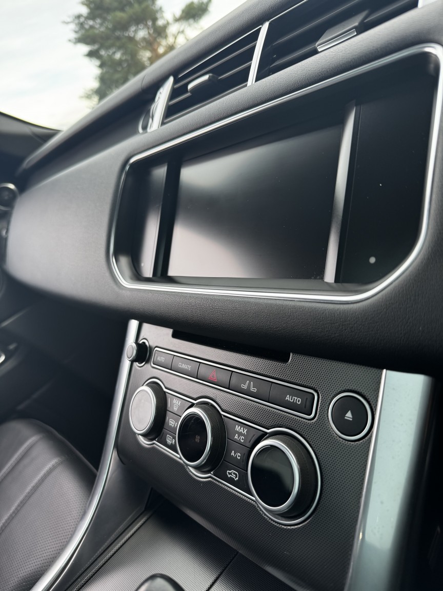 Used Land Rover Range Rover Sport 2016 for sale - 76794344: Photo 11