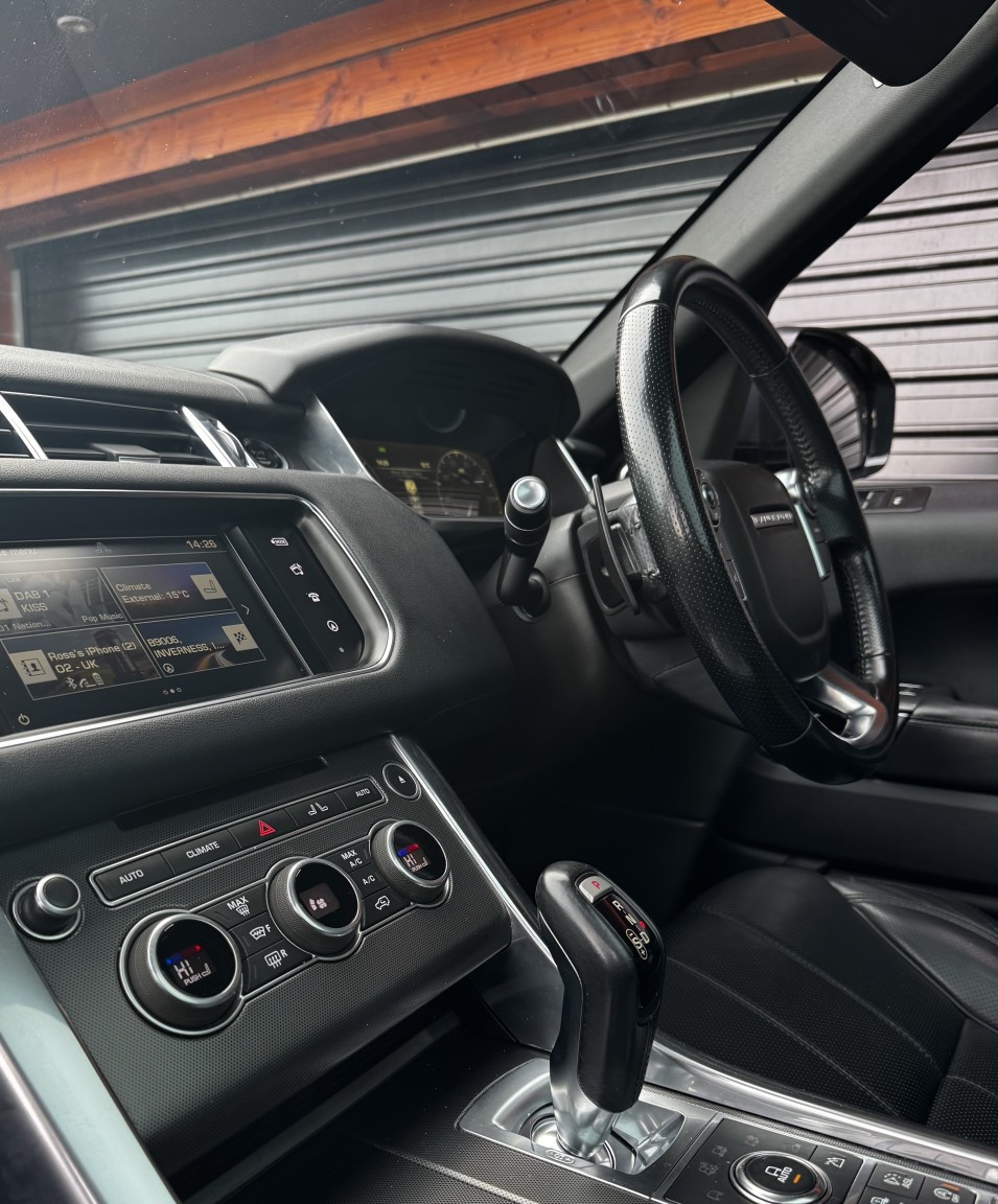 Used Land Rover Range Rover Sport 2016 for sale - 76794344: Photo 12