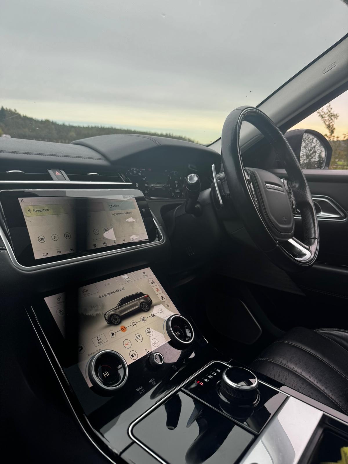 Used Land Rover Range Rover Velar 2017 for sale - 76011446: Photo 11