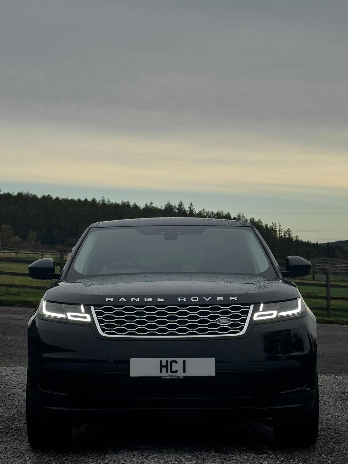 Used Land Rover Range Rover Velar 2017 for sale - 76011446: Photo 9