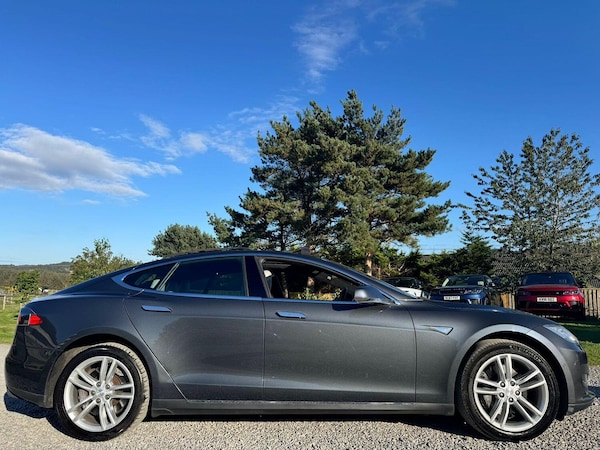 Used Tesla Model S 2015 for sale - 75706056: Photo 3