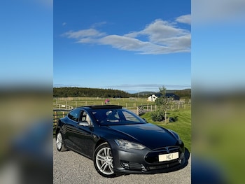 Used Tesla Model S 2015 for sale - 75706056: Photo 4