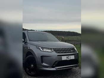 Used Land Rover Discovery Sport 2019 for sale - 76126361: Photo 2