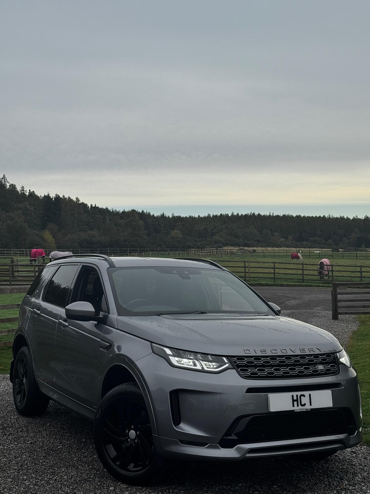 Used Land Rover Discovery Sport 2019 for sale - 76126361: Photo 3