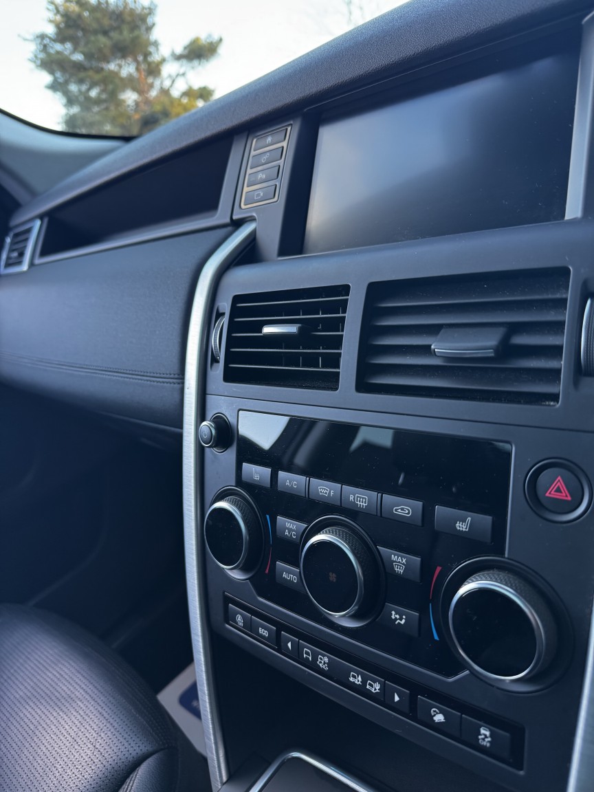 Used Land Rover Discovery Sport 2017 for sale - 76924421: Photo 12