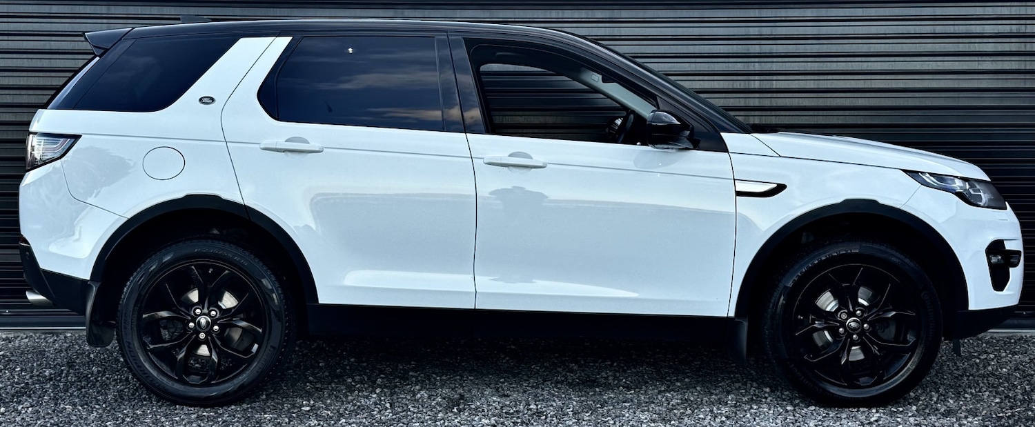 Used Land Rover Discovery Sport 2017 for sale - 76924421: Photo 3