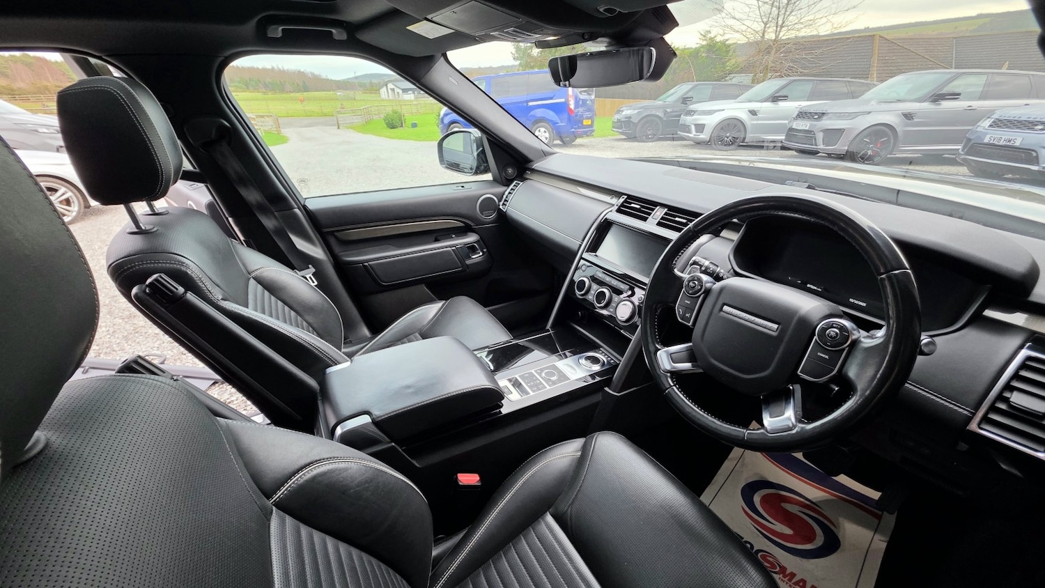 Used Land Rover Discovery 2018 for sale - 76891787: Photo 11