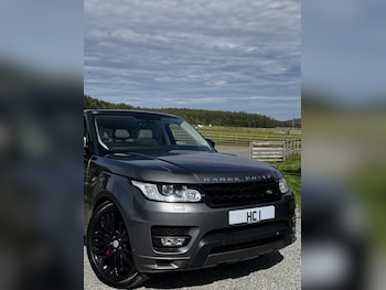 Used Land Rover Range Rover Sport 2015 for sale - 79620582: Photo