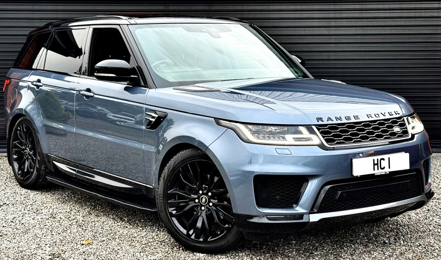 Used Land Rover Range Rover Sport 2018 for sale - 76107204: Photo 1