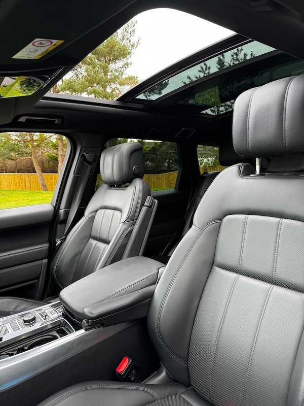 Used Land Rover Range Rover Sport 2018 for sale - 76107204: Photo 12