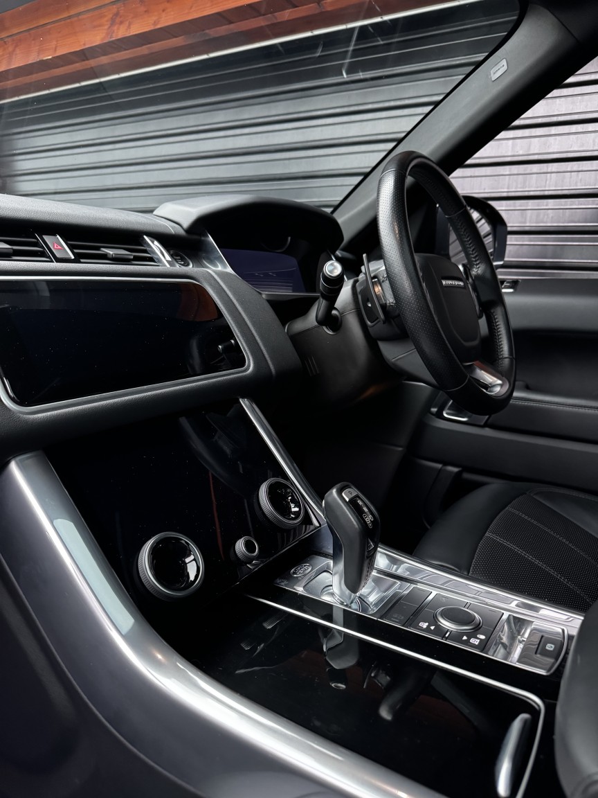 Used Land Rover Range Rover Sport 2018 for sale - 76107204: Photo 16