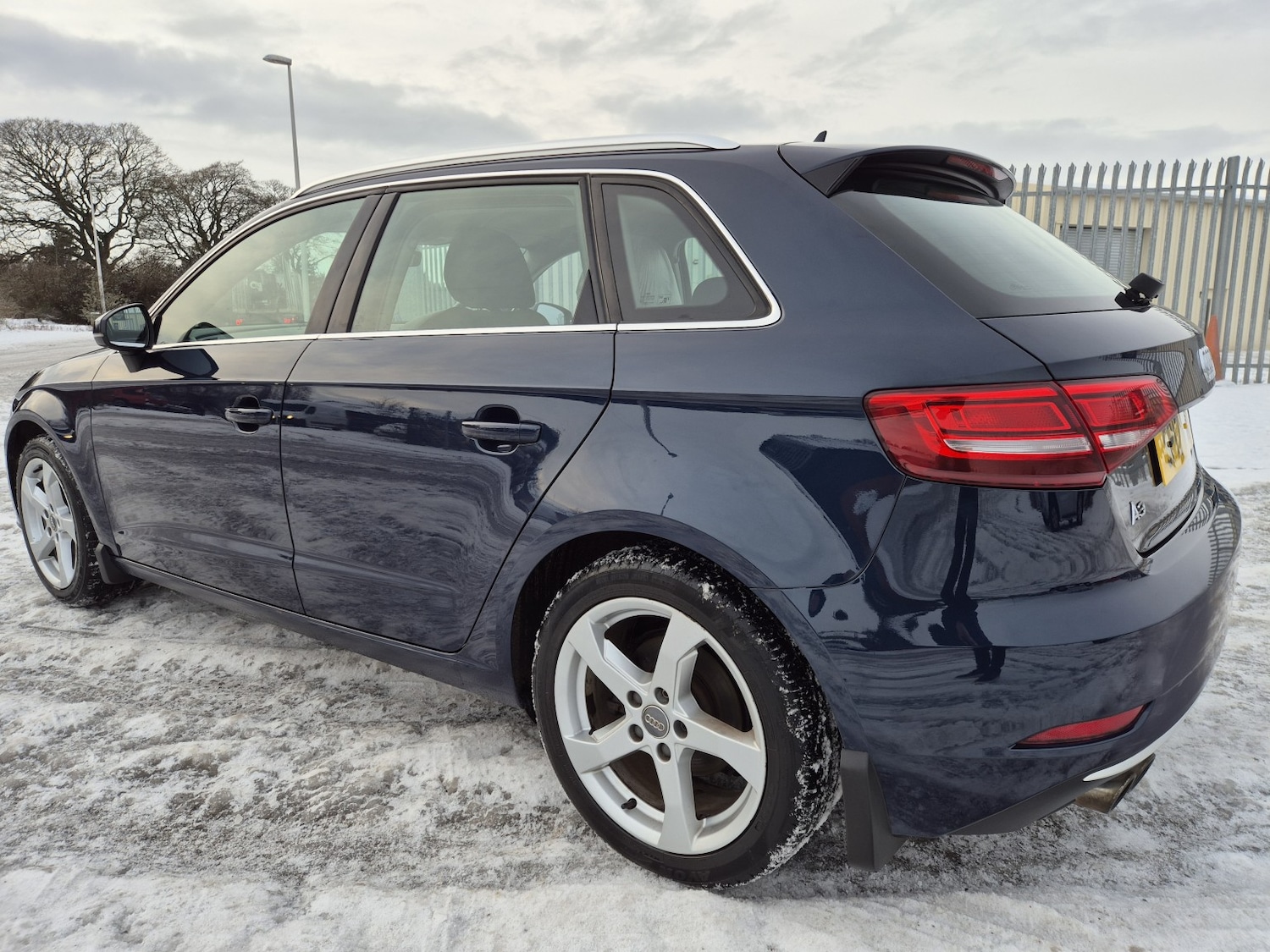Used Audi A3 2017 for sale - 77129573: Photo 2