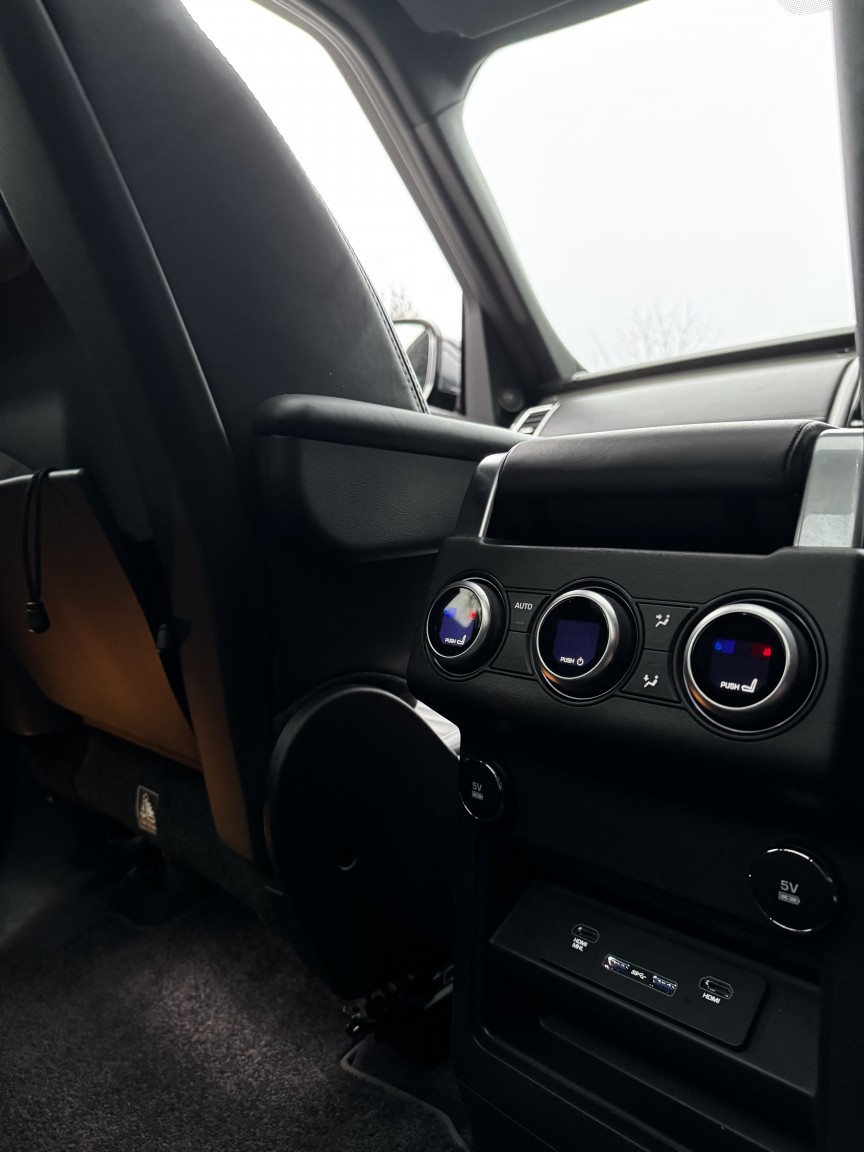 Used Land Rover Discovery 2019 for sale - 76769648: Photo 11