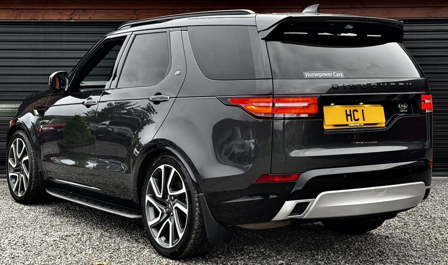 Used Land Rover Discovery 2019 for sale - 76769648: Photo 2