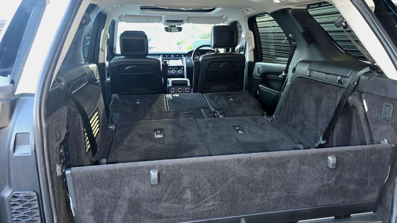 Used Land Rover Discovery 2018 for sale - 76891788: Photo 18