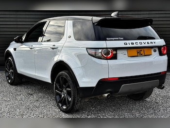 Used Land Rover Discovery Sport 2018 for sale - 76941747: Photo