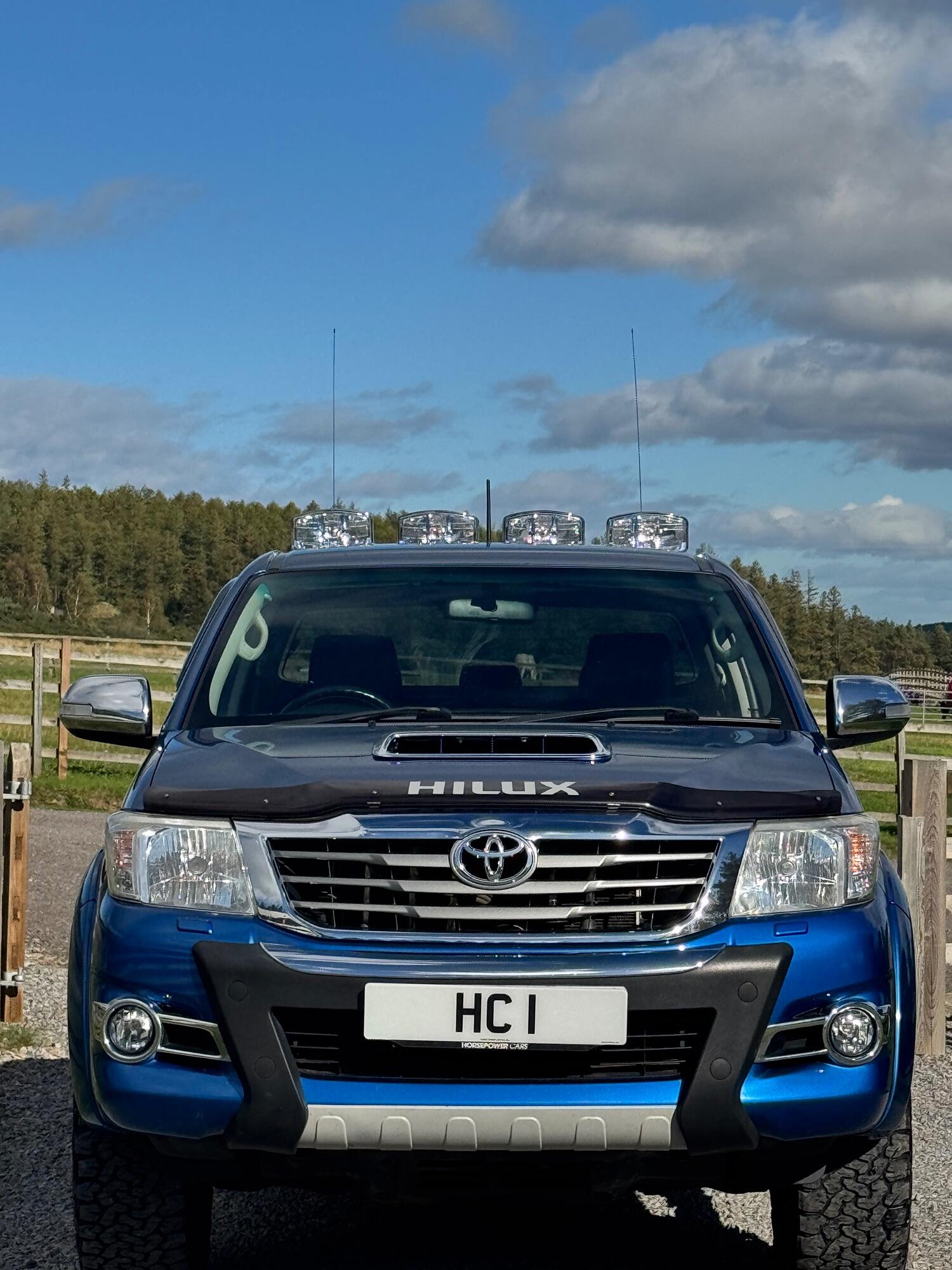 Used Toyota Hilux 2015 for sale - 75994595: Photo 10