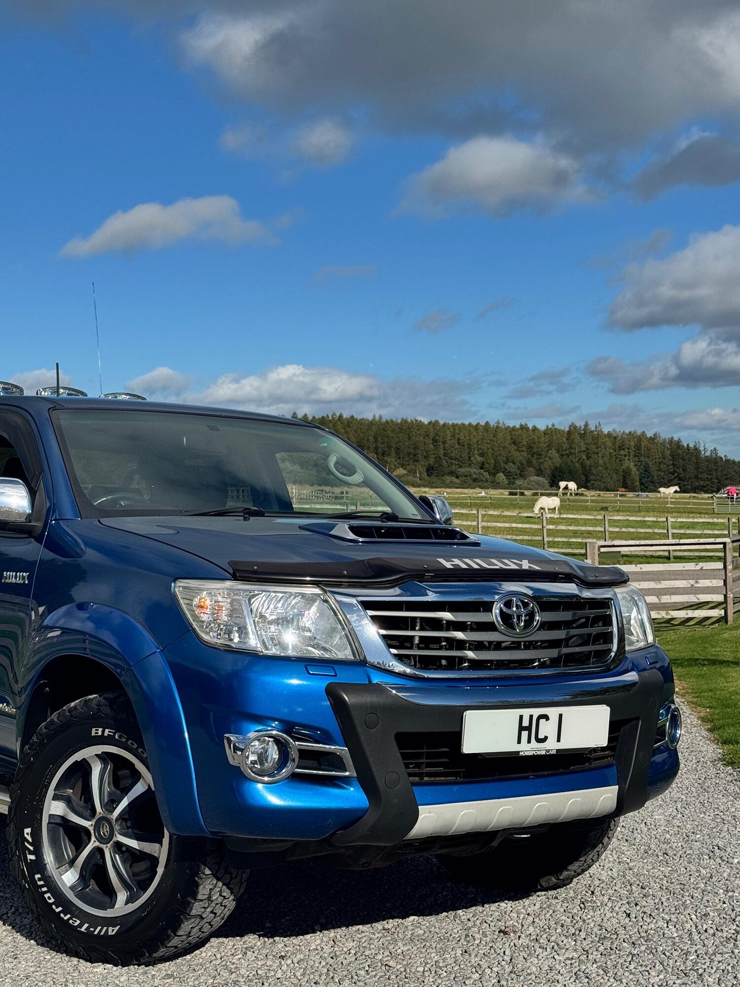 Used Toyota Hilux 2015 for sale - 75994595: Photo 2
