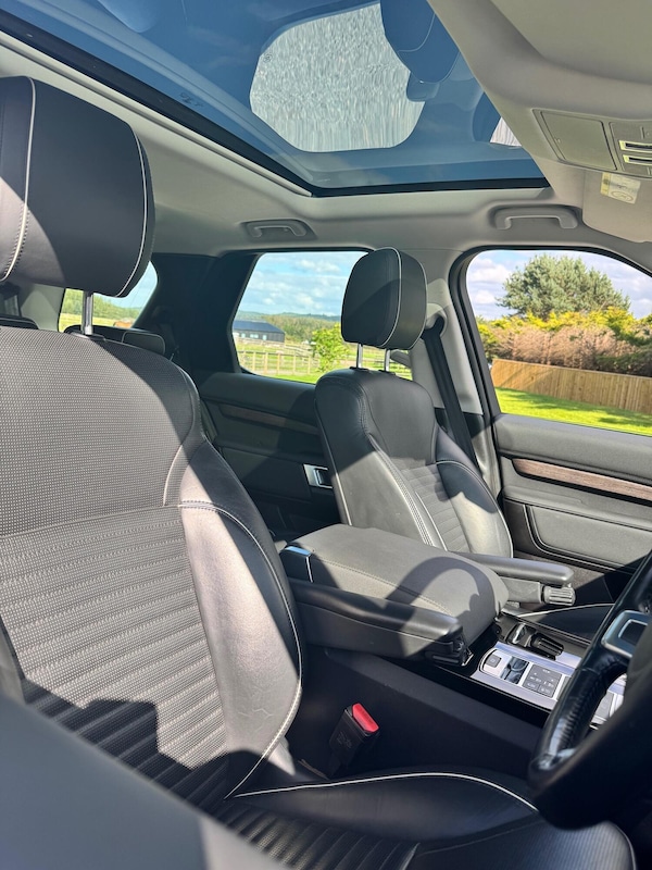 Used Land Rover Discovery 2017 for sale - 75371807: Photo 14