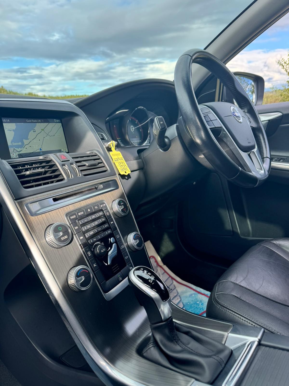 Used Volvo XC60 2016 for sale - 76794346: Photo 14