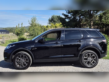 Used Land Rover Discovery Sport 2018 for sale - 79400758: Photo