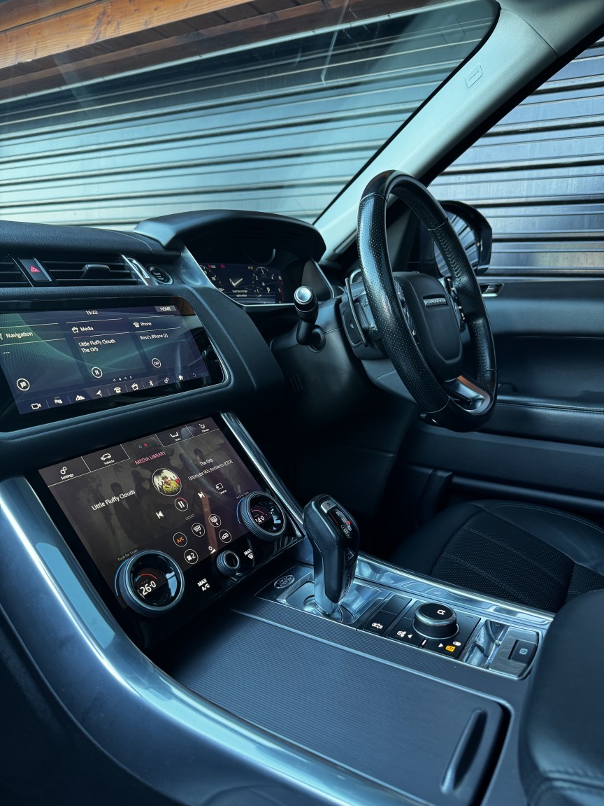 Used Land Rover Range Rover Sport 2018 for sale - 77277370: Photo 17