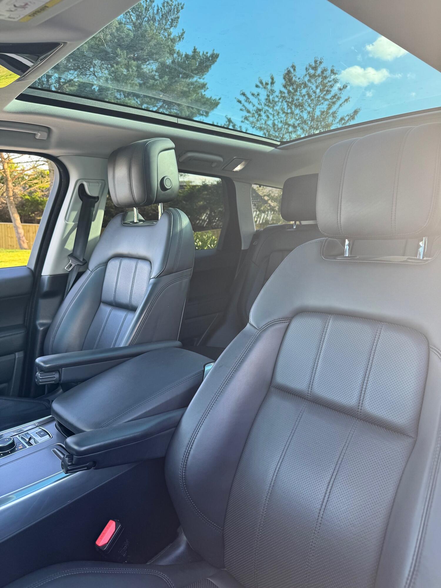 Used Land Rover Range Rover Sport 2017 for sale - 75938269: Photo 13