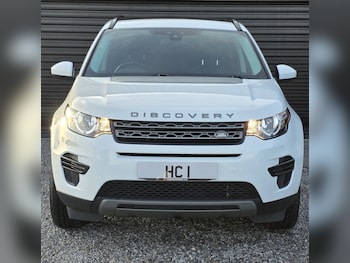 Used Land Rover Discovery Sport 2016 for sale - 76631532: Photo