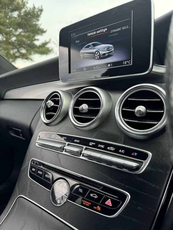 Used Mercedes-Benz C-Class 2017 for sale - 74333732: Photo 11