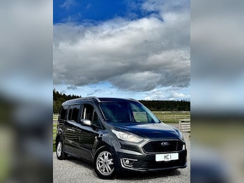 Used Ford Grand Tourneo Connect 2019 for sale - 75938281: Photo