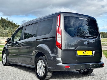 Used Ford Grand Tourneo Connect 2019 for sale - 75938281: Photo