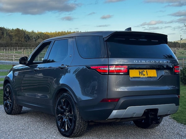 Used Land Rover Discovery 2017 for sale - 76198262: Photo 4