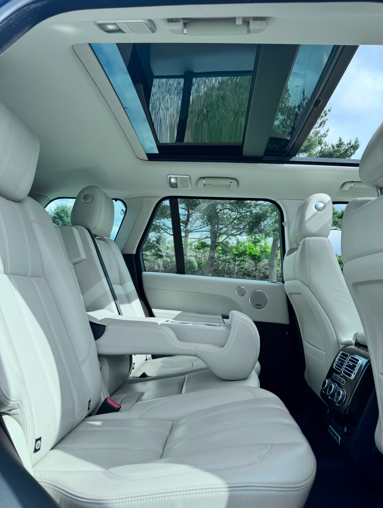 Used Land Rover Range Rover 2015 for sale - 76281323: Photo 10