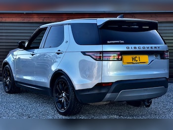 Used Land Rover Discovery 2019 for sale - 77668518: Photo