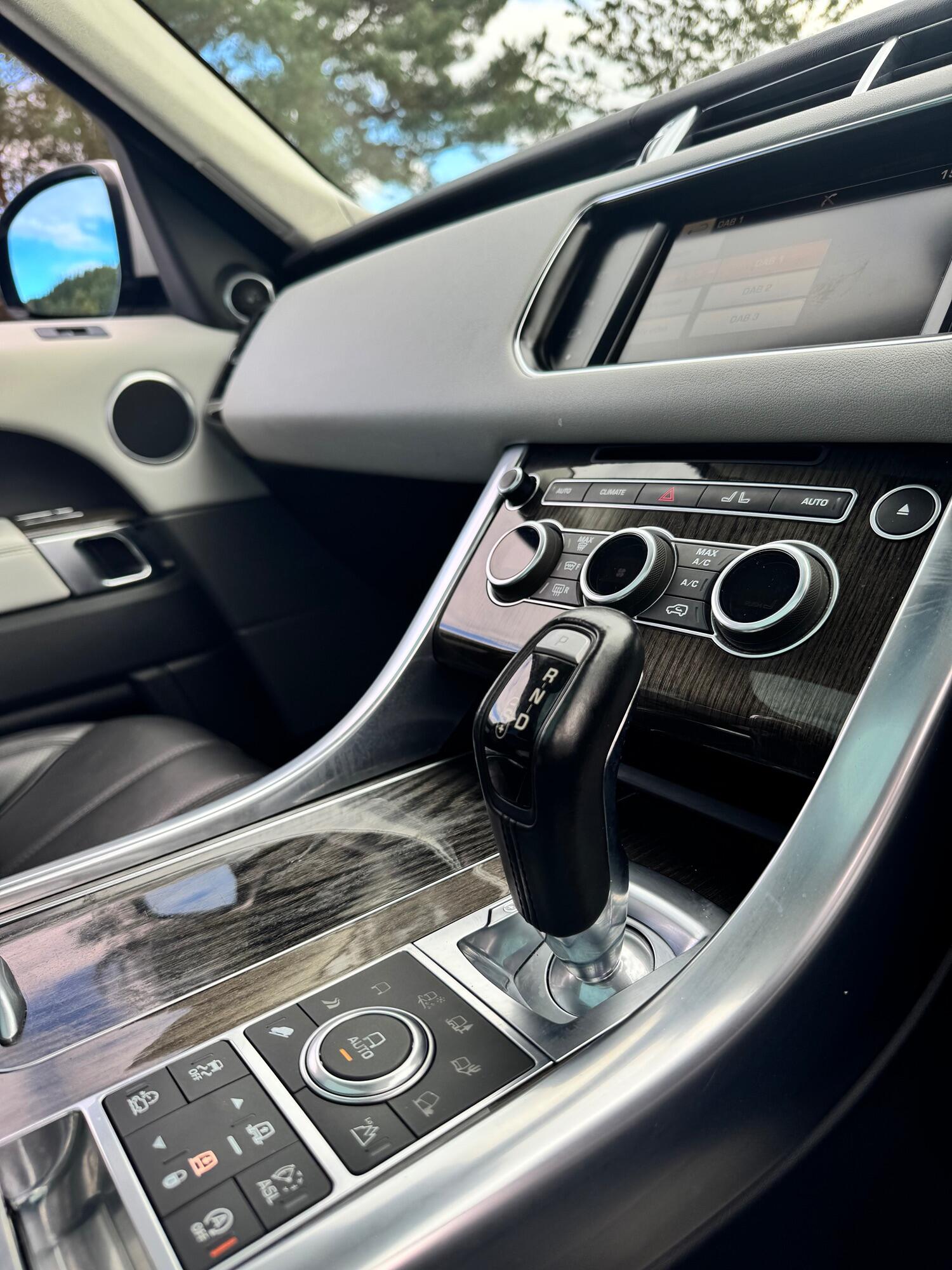 Used Land Rover Range Rover Sport 2016 for sale - 75981974: Photo 16