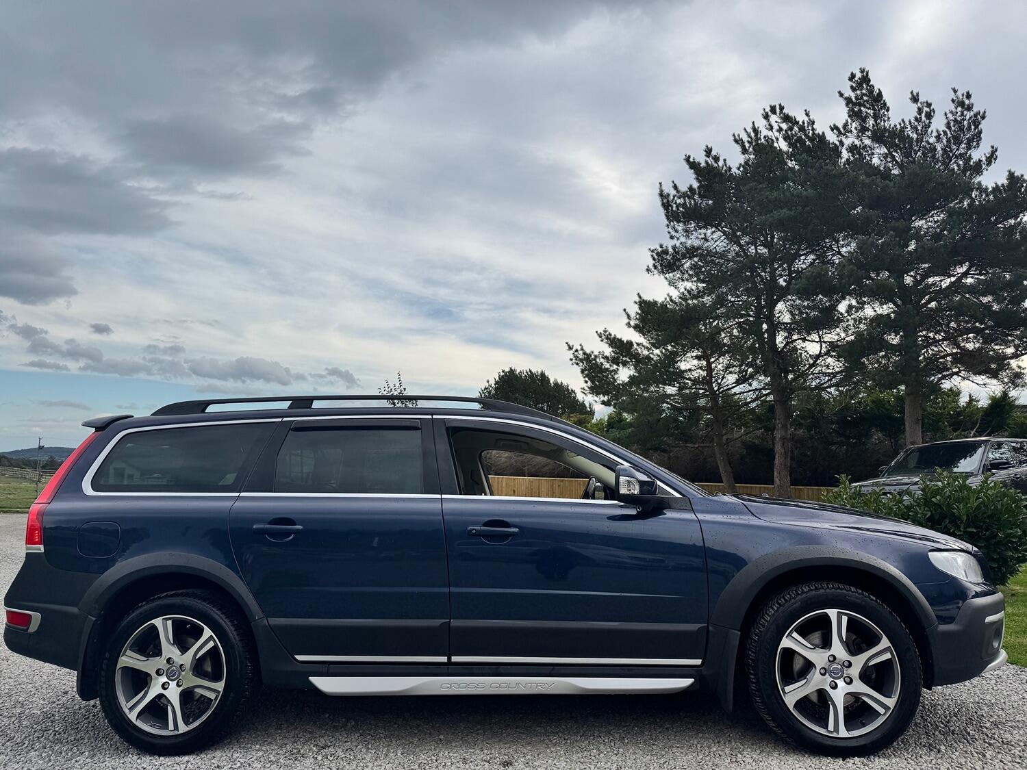 Used Volvo XC70 2014 for sale - 76098766: Photo 11