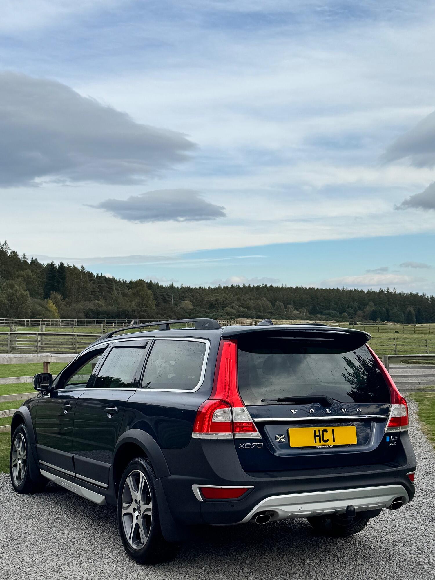 Used Volvo XC70 2014 for sale - 76098766: Photo 6