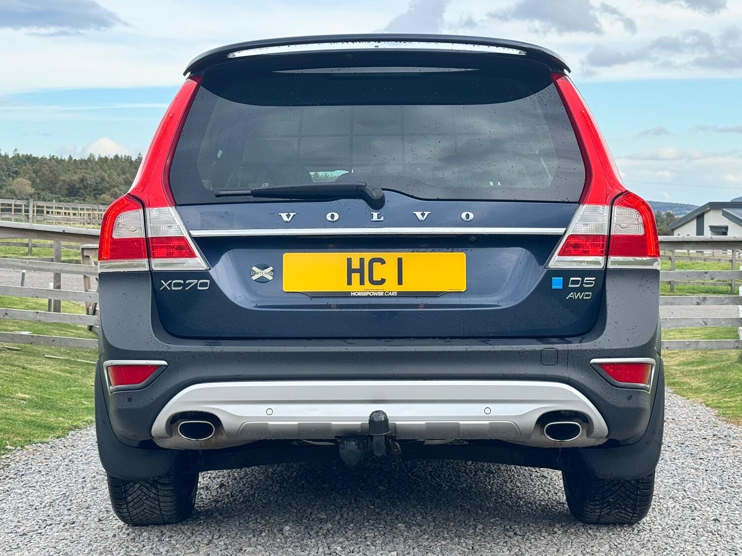 Used Volvo XC70 2014 for sale - 76098766: Photo 9