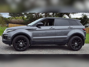 Used Land Rover Range Rover Evoque 2017 for sale - 76070436: Photo 3