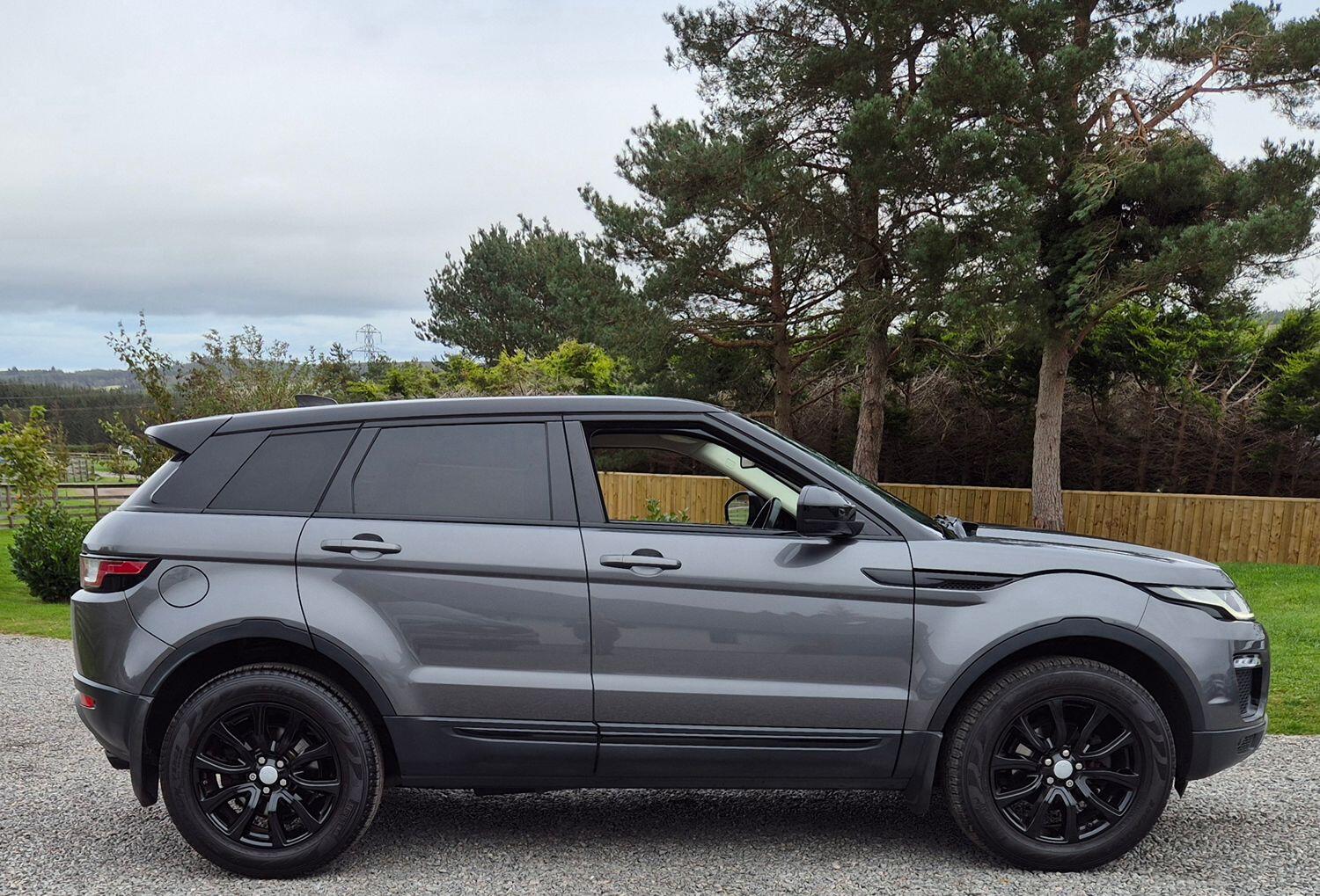 Used Land Rover Range Rover Evoque 2017 for sale - 76070436: Photo 8