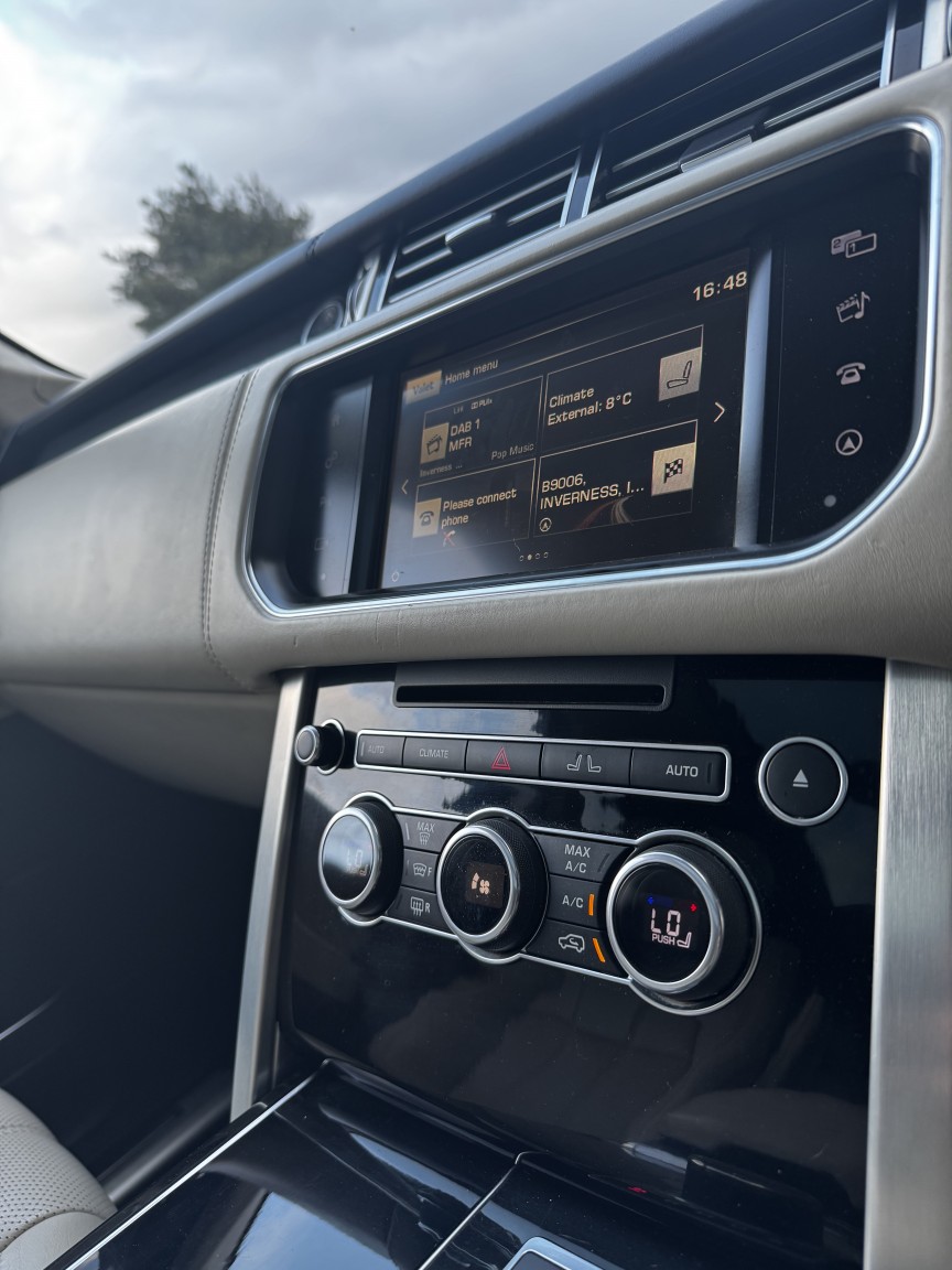 Used Land Rover Range Rover 2016 for sale - 77656231: Photo 11