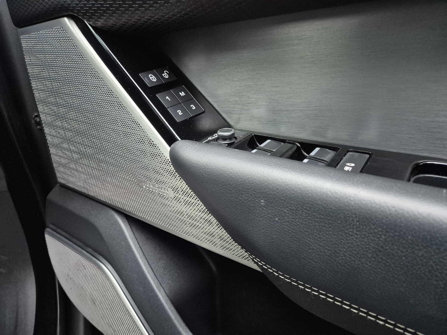 Used Land Rover Range Rover Velar 2019 for sale - 77303615: Photo 10