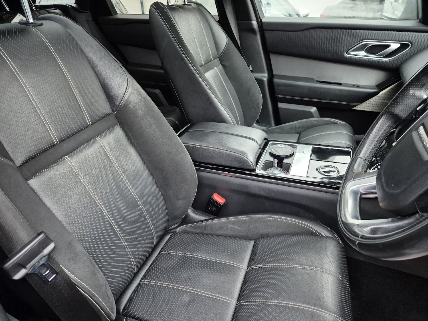 Used Land Rover Range Rover Velar 2019 for sale - 77303615: Photo 9