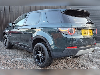 Used Land Rover Discovery Sport 2016 for sale - 76565213: Photo