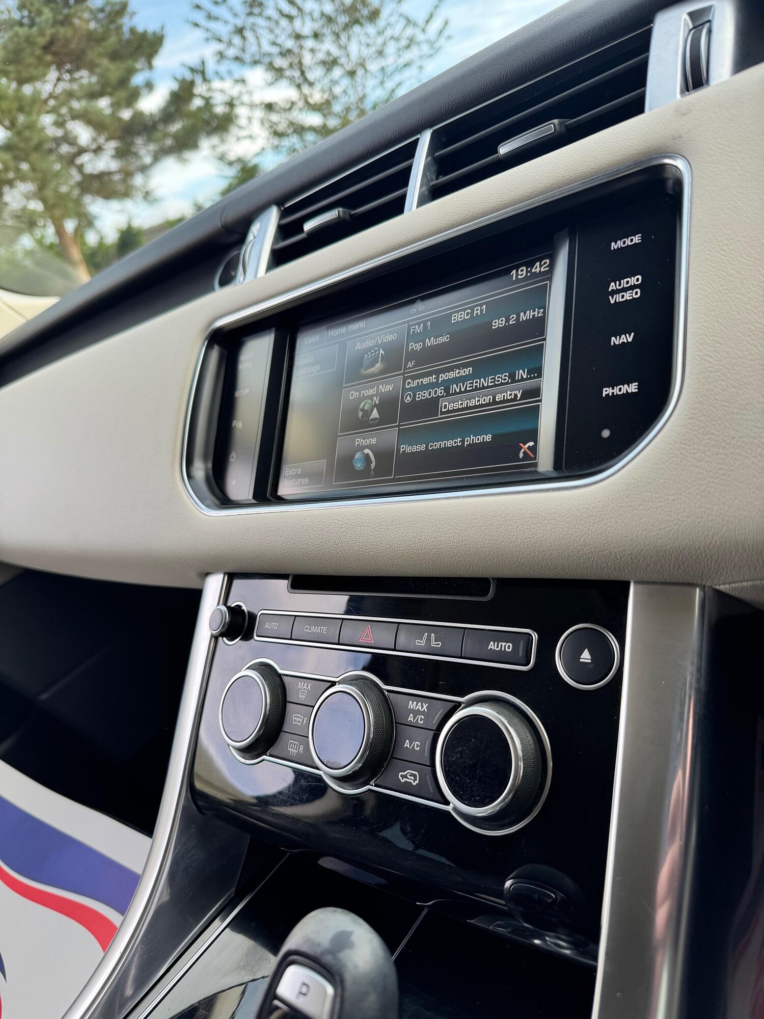 Used Land Rover Range Rover Sport 2015 for sale - 71431024: Photo 18