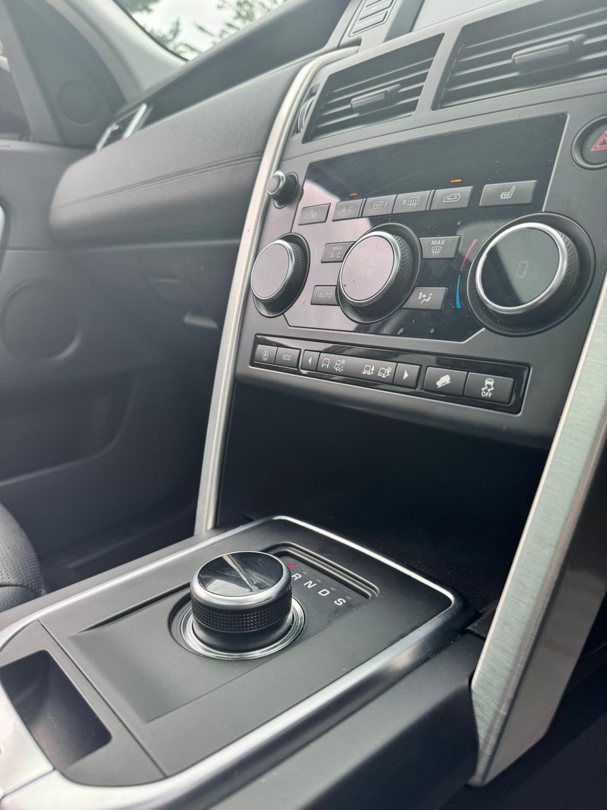 Used Land Rover Discovery Sport 2018 for sale - 75913138: Photo 16